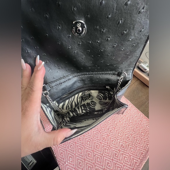 Guess clutch - Picture 2 of 4